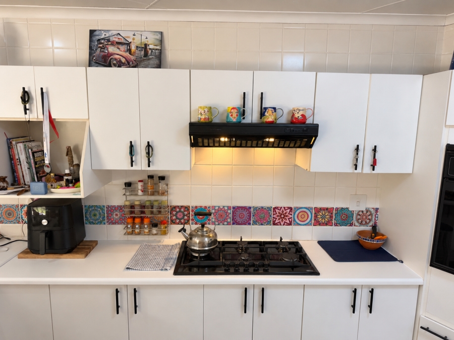 3 Bedroom Property for Sale in Heather Park Western Cape